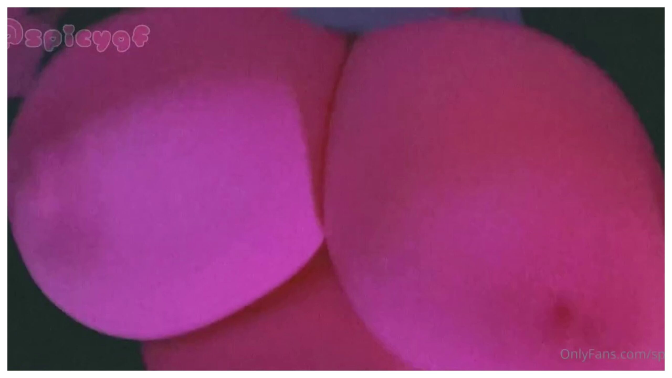 Spicygf Leaks Big Boobs Bouncing Onlyfans Video